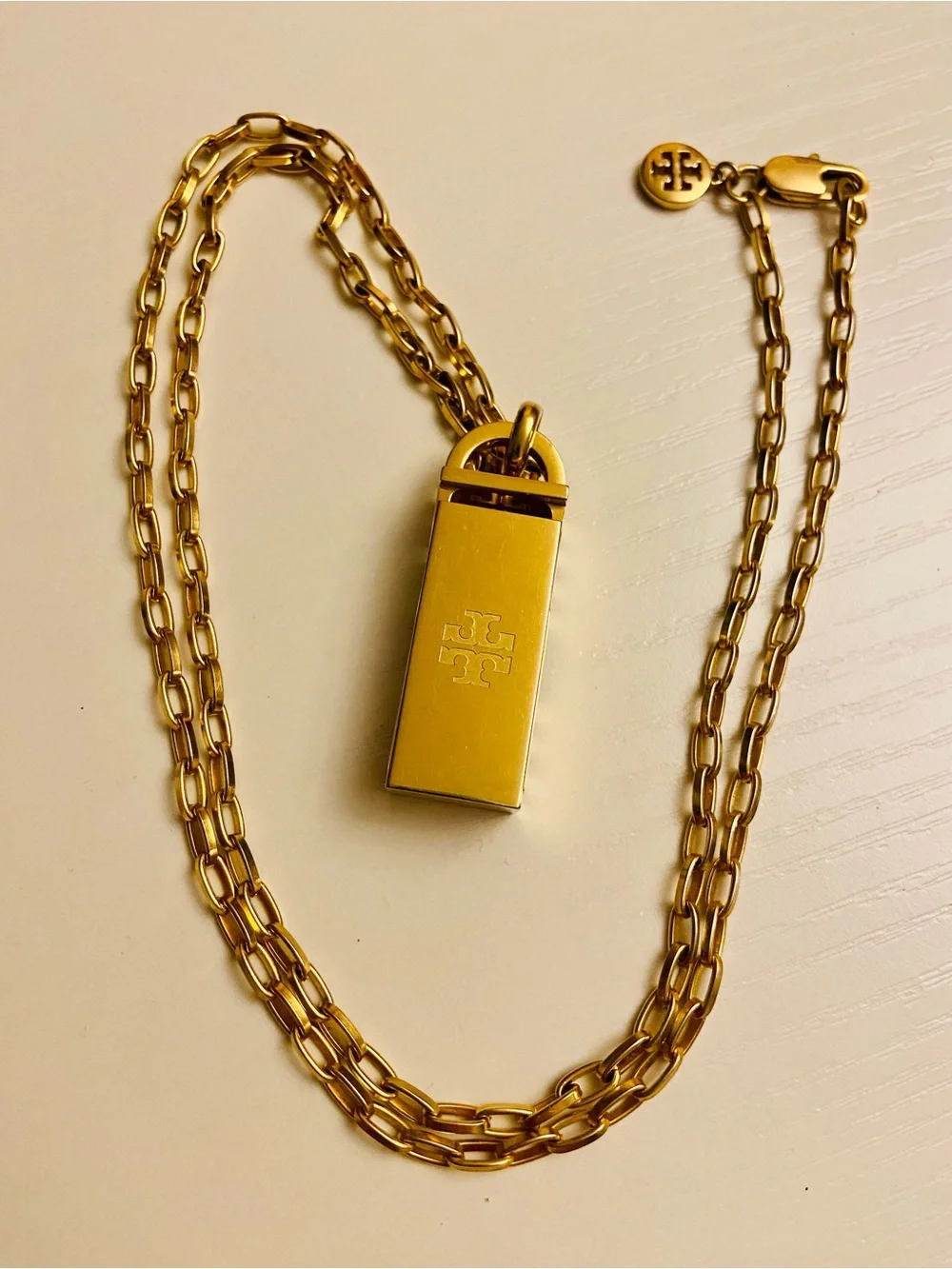 Tory Burch tory burch